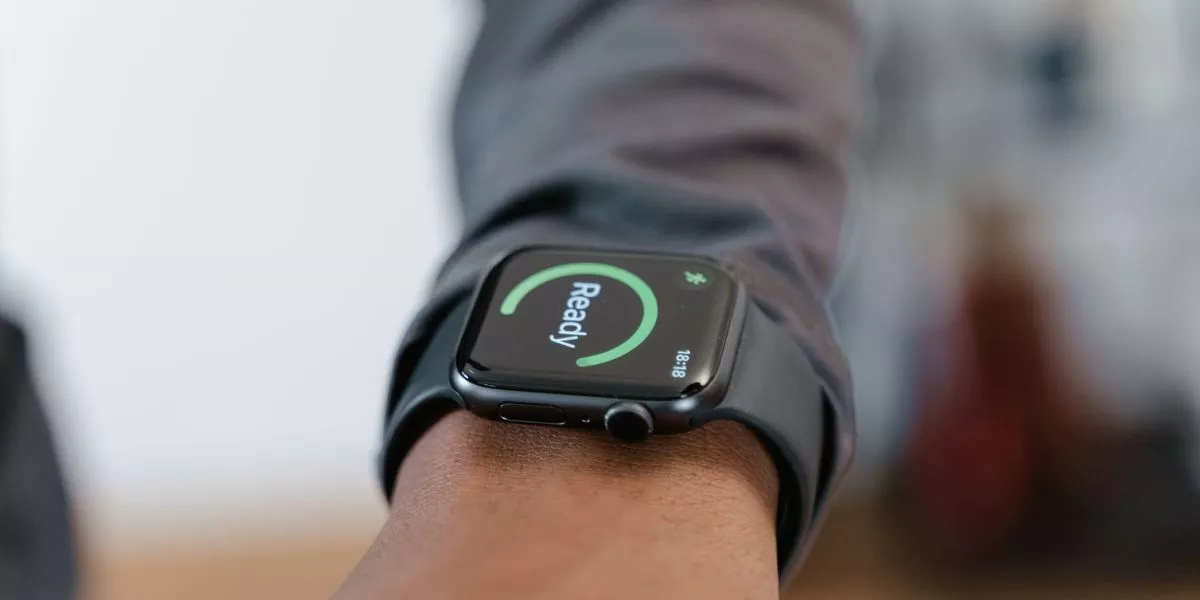 What Are the Top Features to Look for in a Smartwatch? What Are the Top Features to Look for in a Smartwatch?